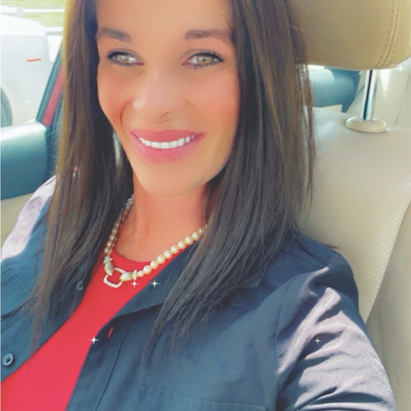 Meet your Posher, Sarah jo - Picture 5 of 6